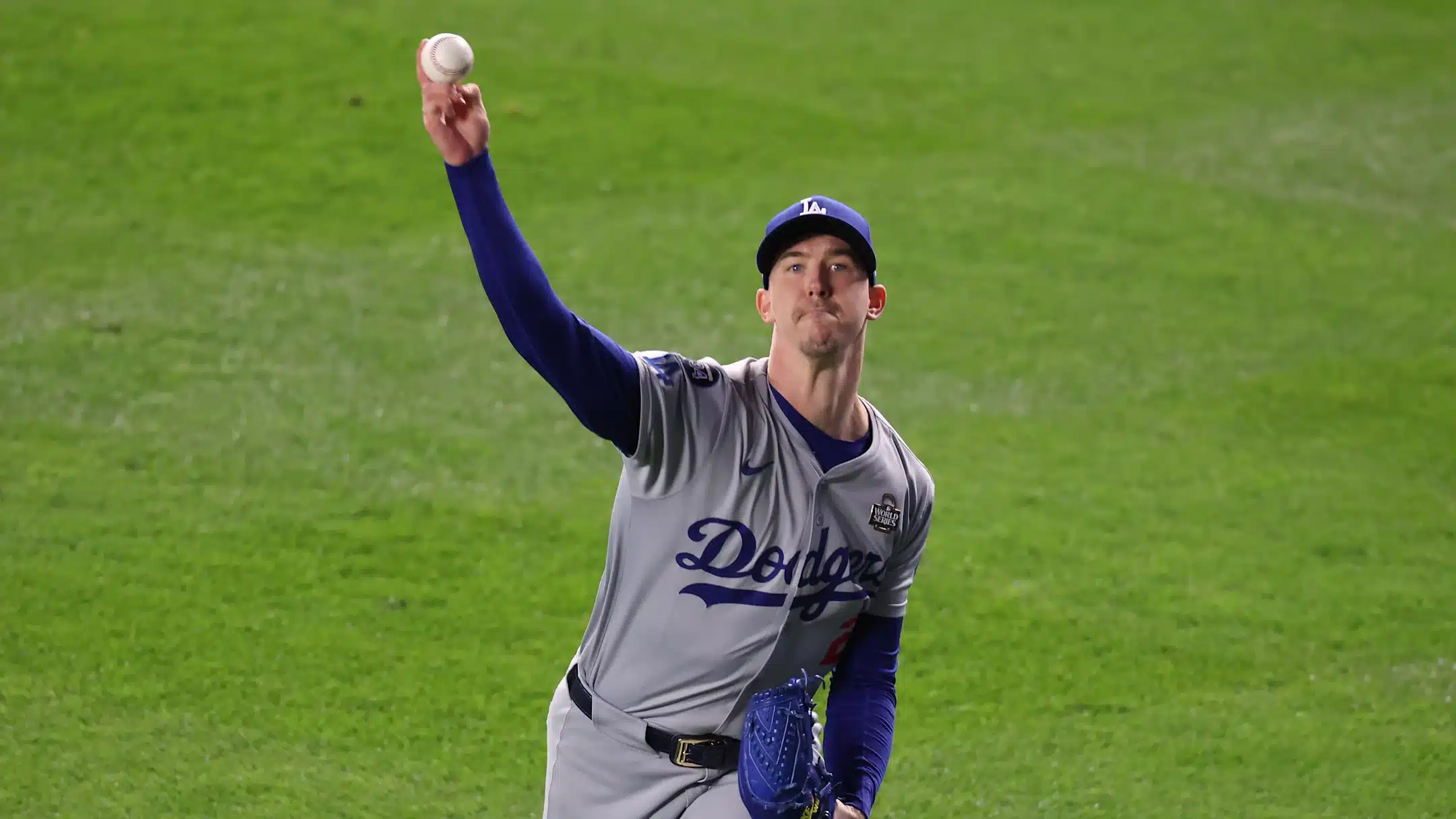 WALKER BUEHLER LANZANDO PARA LOS DODGERS