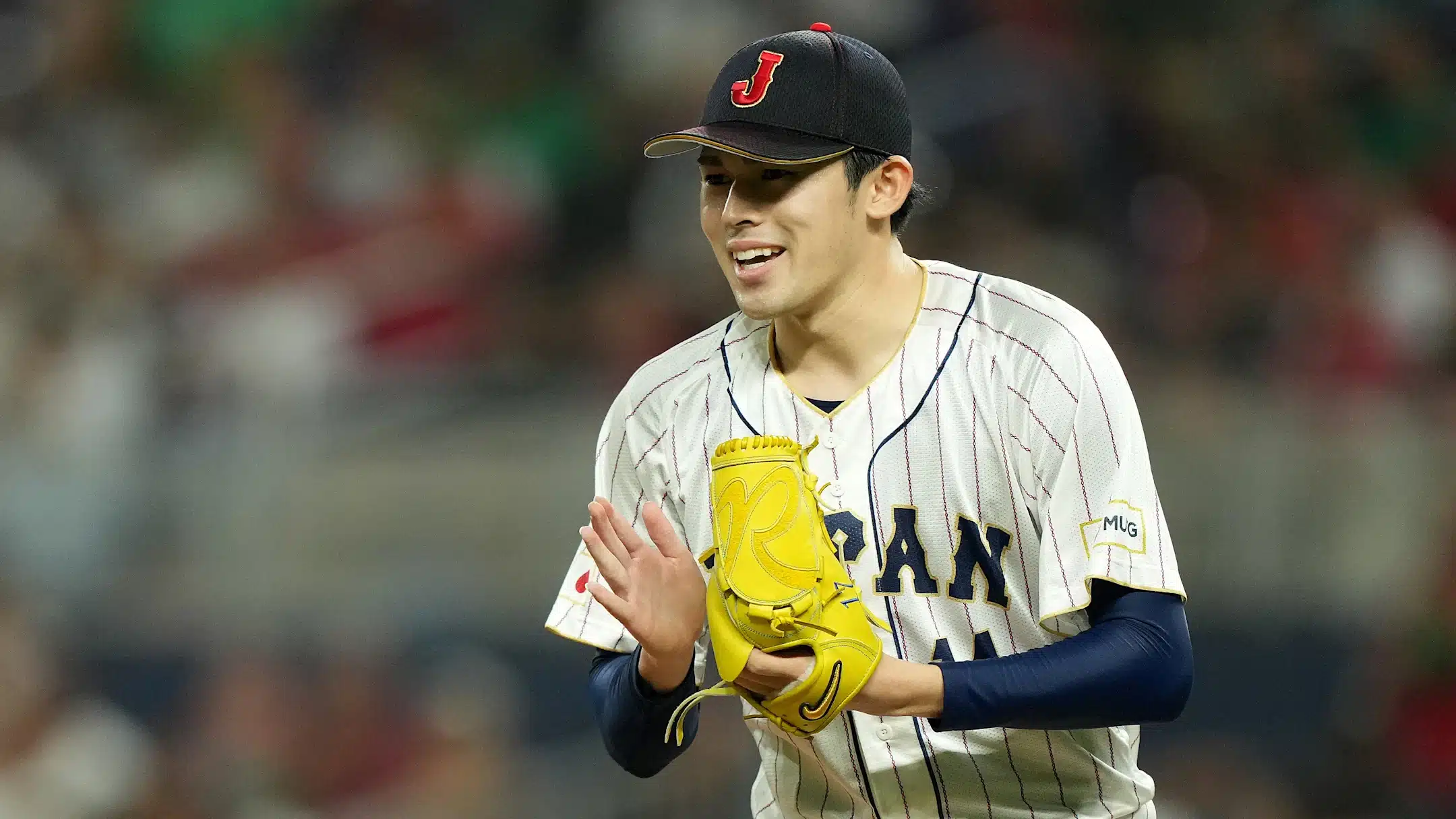 ROKI SASAKI CELEBRA UN PONCHE