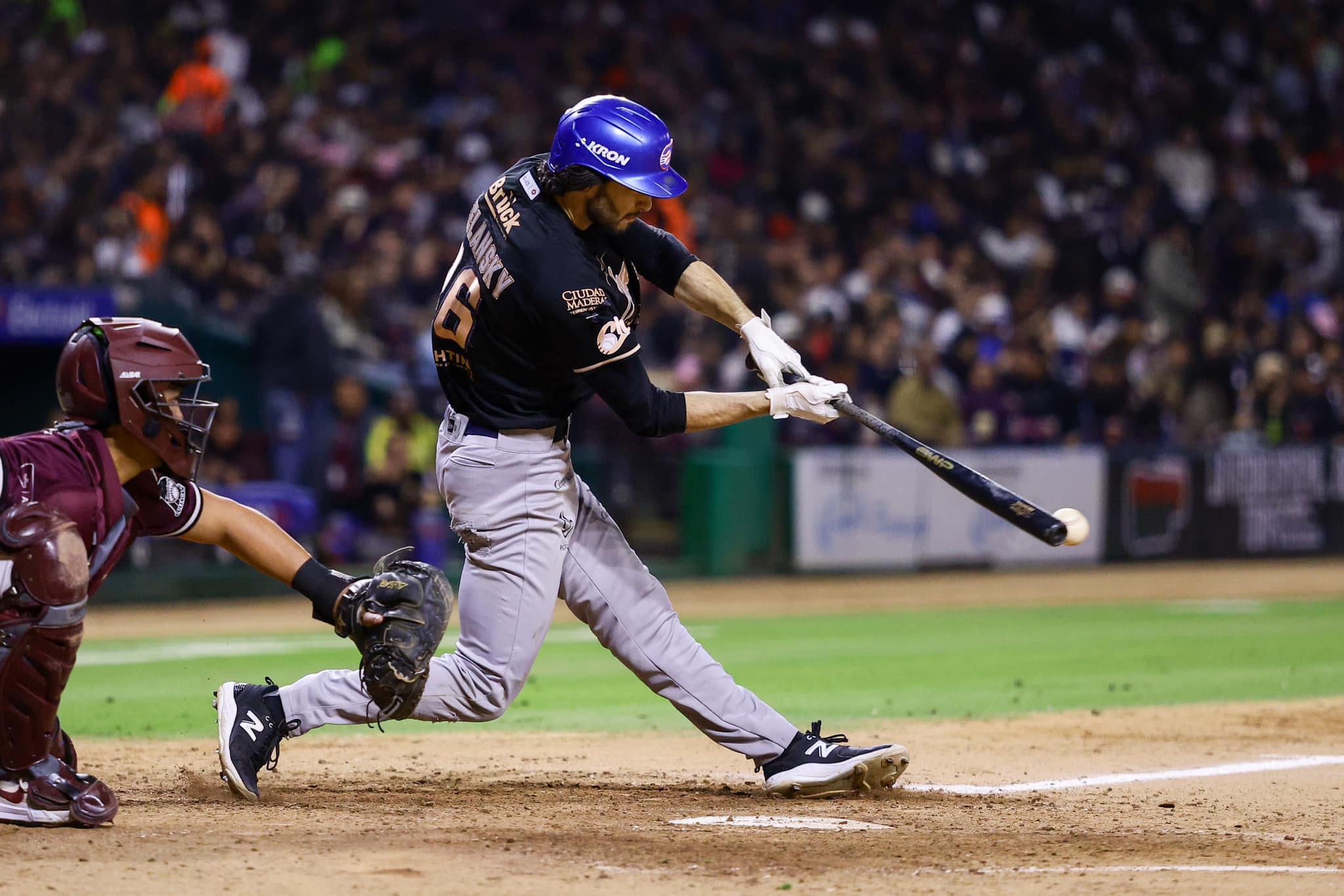 CHARROS SE LLEVA EL SEGUNDO DE LA SERIE