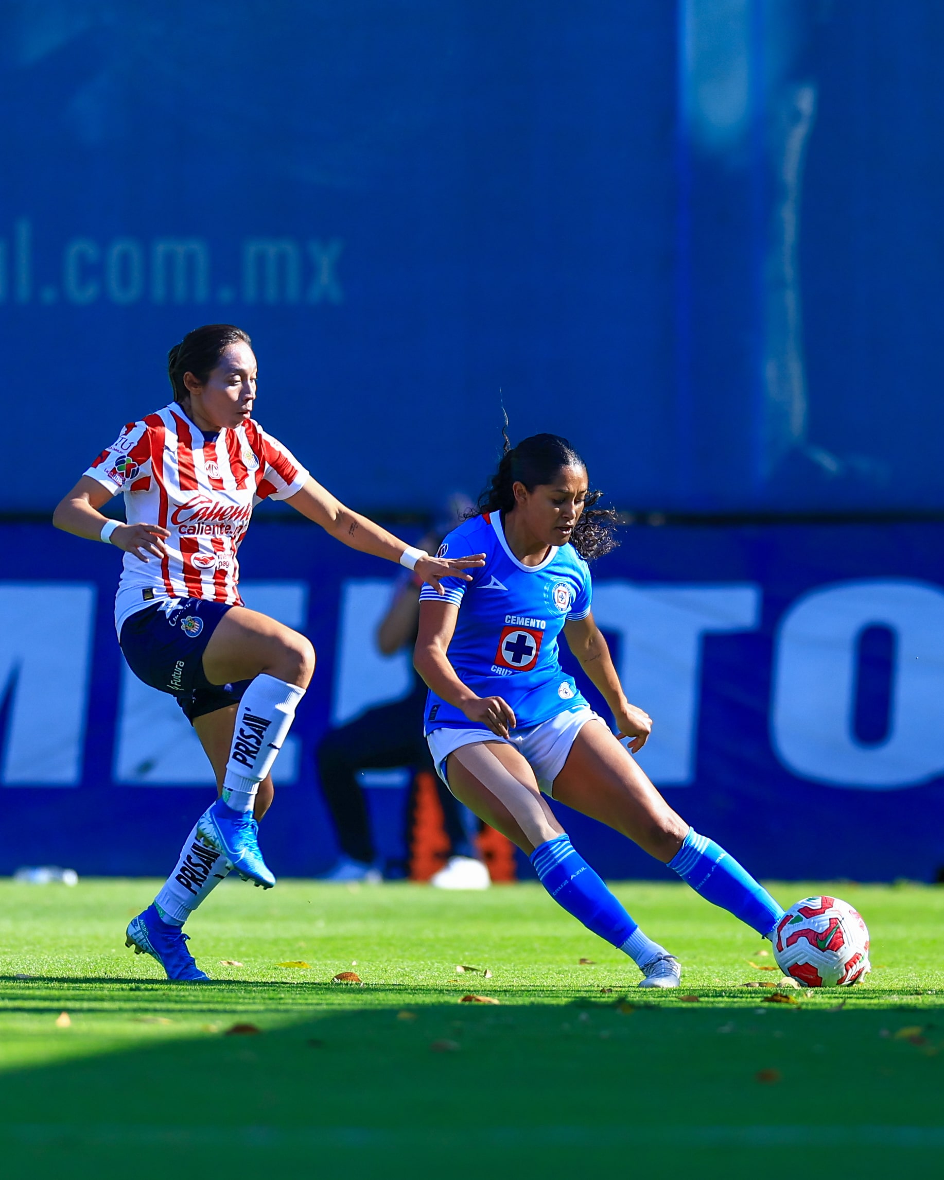 CRUZ AZUL VS CHIVAS FEMENIL CL2025