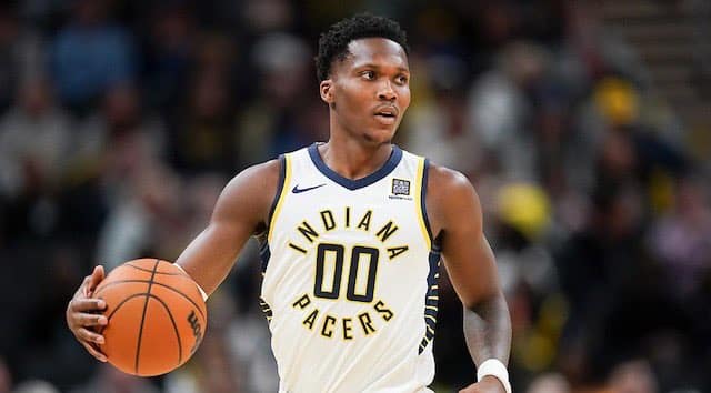 El ala de los Indiana Pacers ha sido suspendida un juego por la NBA por hacer contacto inapropiado y abusar verbalmente de un árbitro del juego.