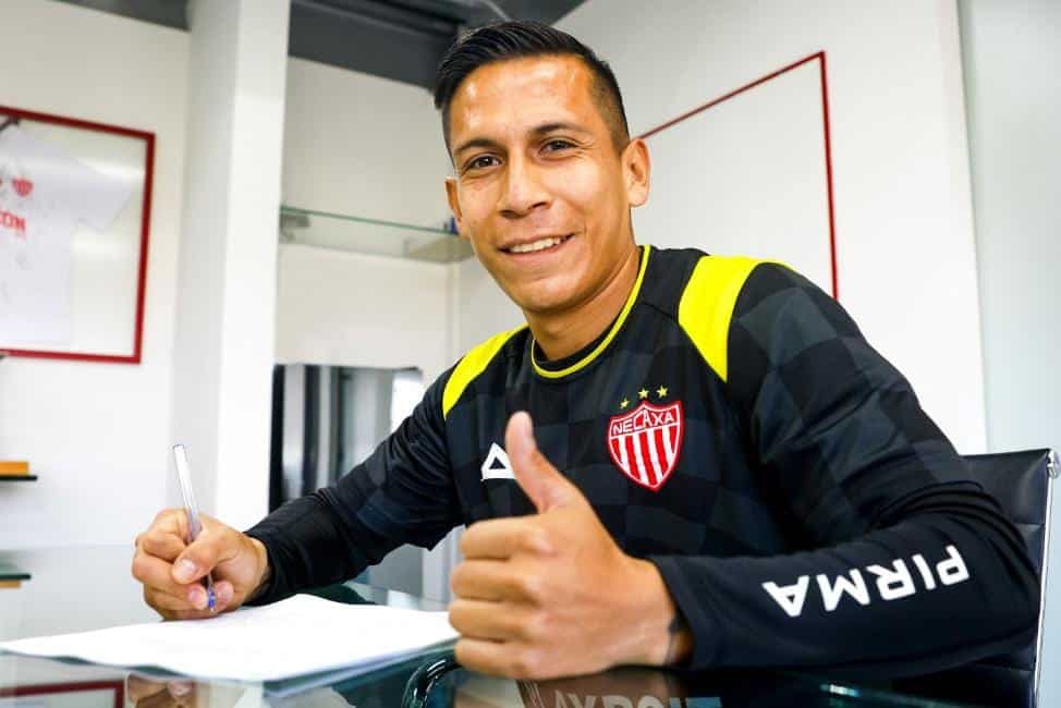 IVÁN RODRIGUEZ YA FIRMÓ COMO NUEVO REFUERZO DEL CLUB NECAXA PROCEDENTE DEL AMÉRICA PARA EL CLAUSURA 2025