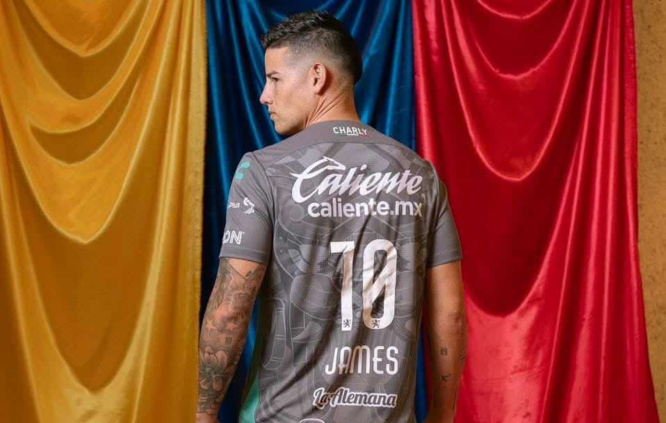 JAMES RODRÍGUEZ YA VISTE LA PLAYERA DEL CLUB LEÓN Y PRESUME EL NÚMERO 10 A SU ESPALDA EN EL CLAUSURA 2025