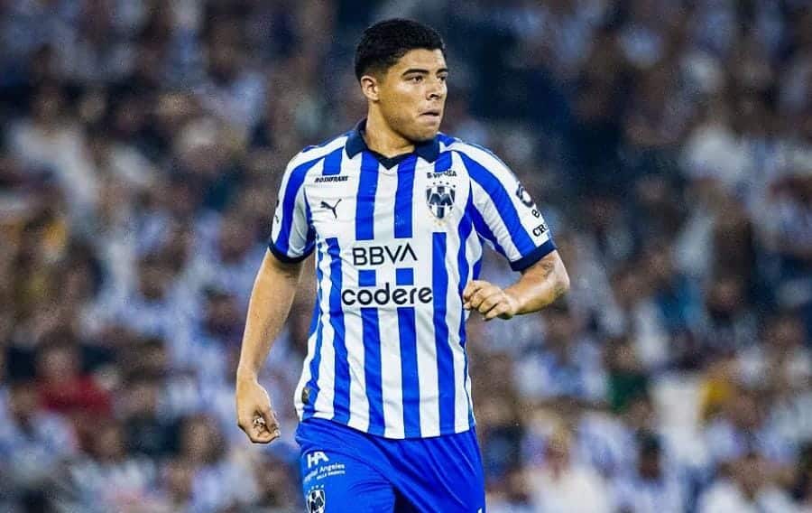 VÍCTOR 'TORO' GUZMÁN SE HA GANADO UN PUESTO EN LA DEFENSA DE LOS RAYADOS POR LO QUE SIGUE SIENDO CONSIDERADO PARA LA SELECCIÓN MEXICANA