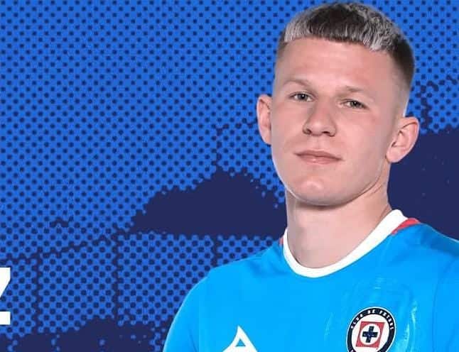 CRUZ AZUL HACE OFICIAL EL FICHAJE DE MATEUSZ BOGUSZ EN ESTE ARRANQUE DEL CLAUSURA 2025