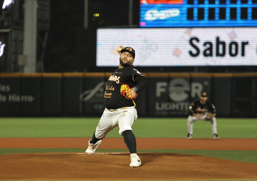 CHARROS SE PONE ADELANTE EN LA SERIE