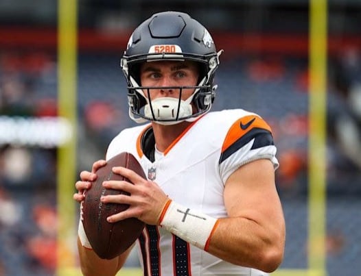 Bo Nix se alista para la fase de postemporada de este año.