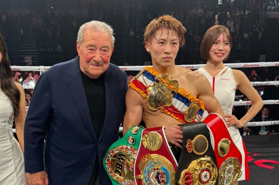 El campeón indiscutido del peso supergallo el japonés Naoya “Monstruo” Inoue retuvo los títulos al imponerse por nocaut técnico en el cuarto asalto al coreando Ye Joon Kim.