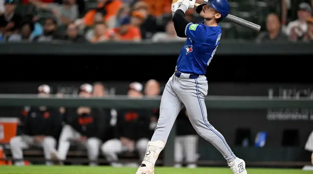 CAVAN BIGGIO CONECTANDO HOME RUN