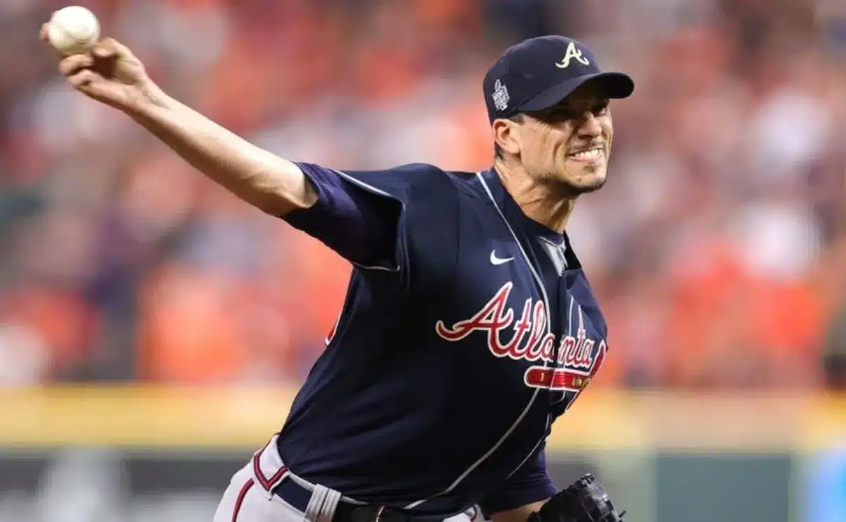 CHARLIE MORTON SE UNE A LOS BRAVES