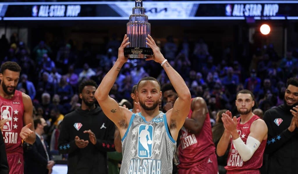 CURRY GANA EL MVP