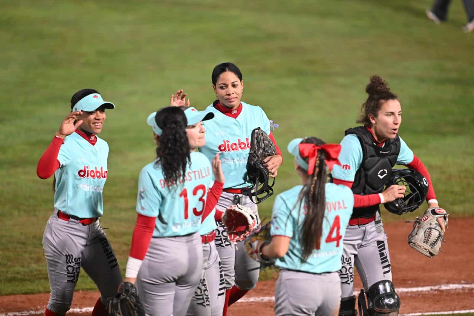 DIABLAS ROJAS FEMENIL SOFTBOL 2025