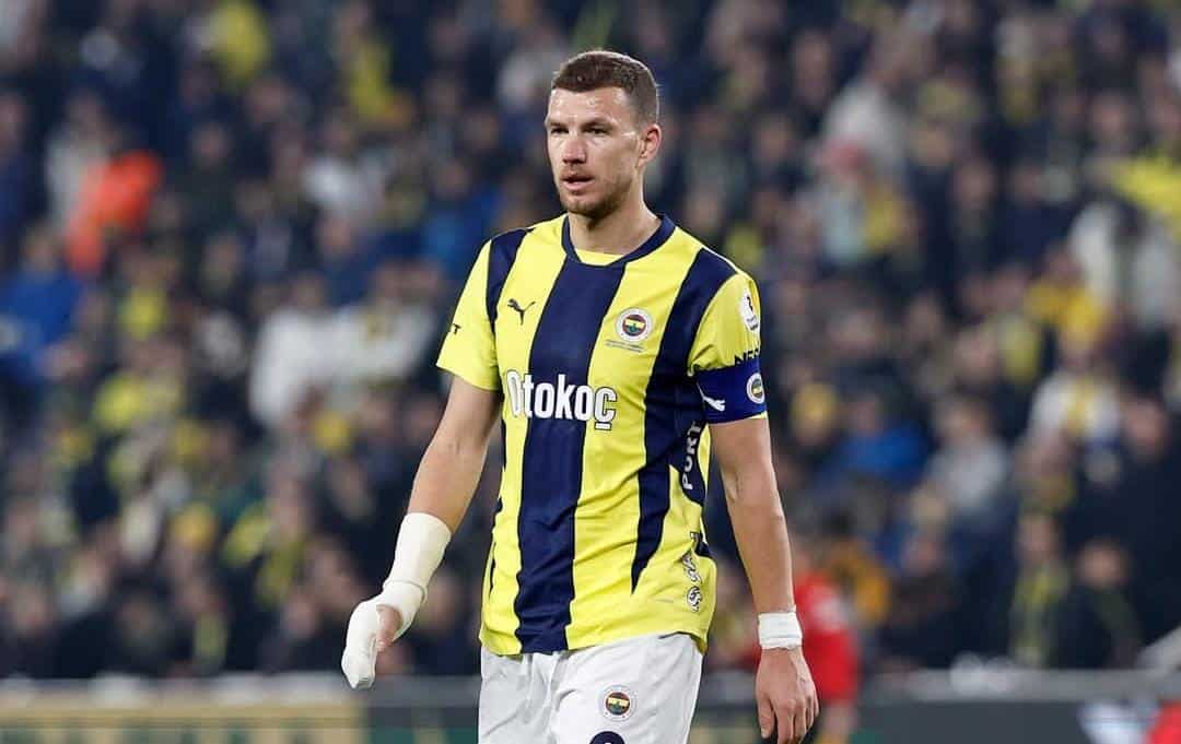 Fenerbahçe SK llega con amplia ventaja para quedarse con el boleto los acabo de final frente al Anderlecht en la UEFA Europa League