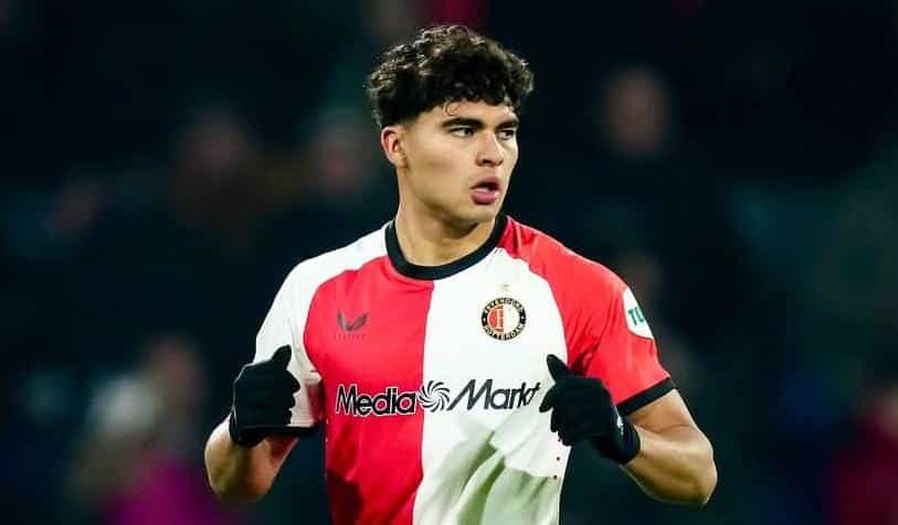 STEPHANO CARRILLO FEYENOORD FRENTE AL ELMERE CITY DE LA EREDIVISIE DE LOS PAÍSES BAJOS