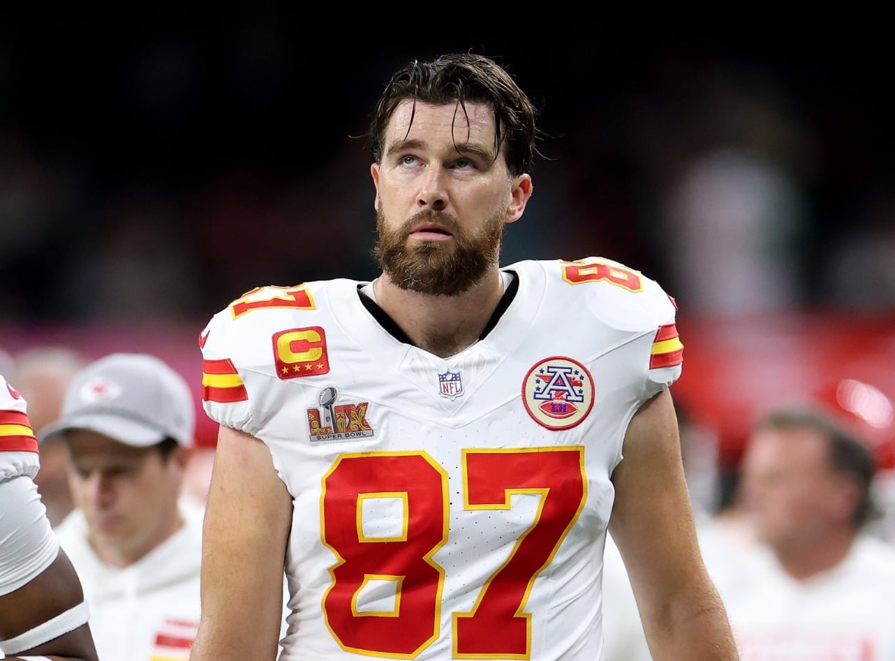 Travis Kelce pone en suspenso su continuidad en la NFL.