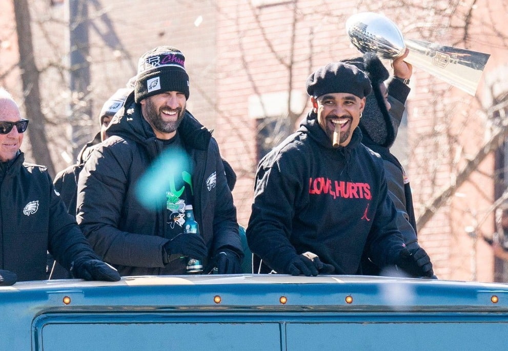 Los Philadelphia Eagles en el desfile de campeones.