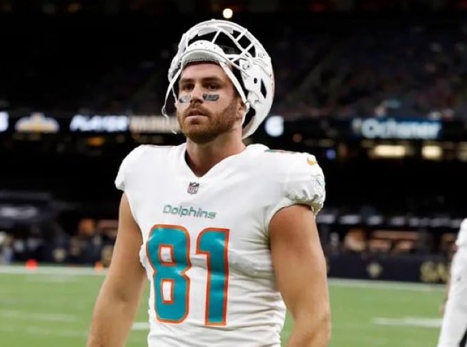 Durham Smythe sólo había jugado con Dolphins desde que fue seleccionado en la cuarta ronda del Draft 2018.