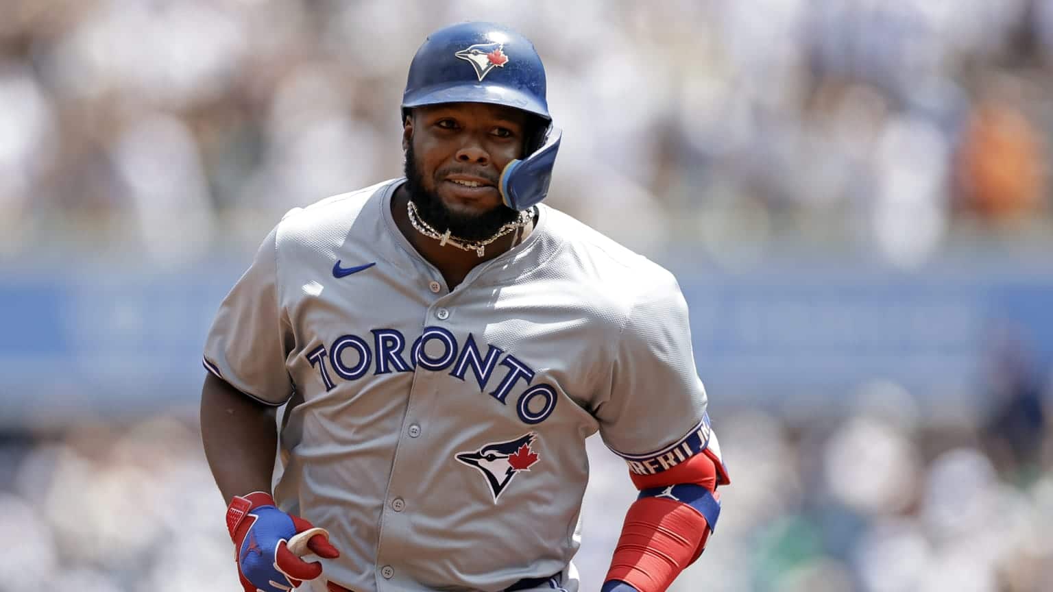 VLADIMIR GUERRERO SALDRA ESTE AÑO DE TORONTO