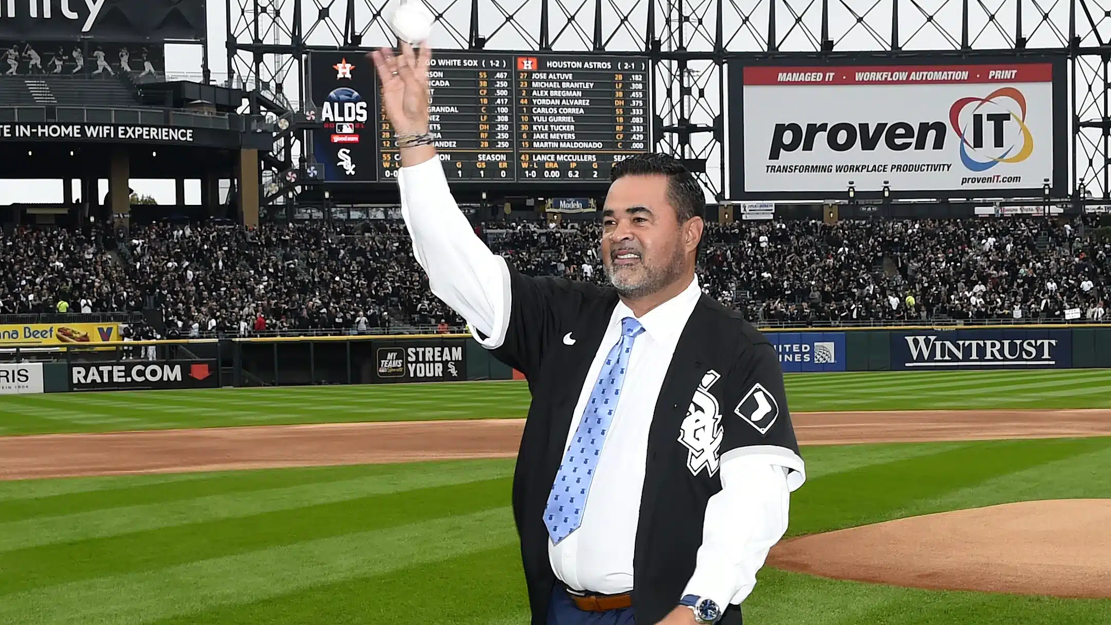 OZZIE GUILLEN REGRESA CON LOS WHITE SOX