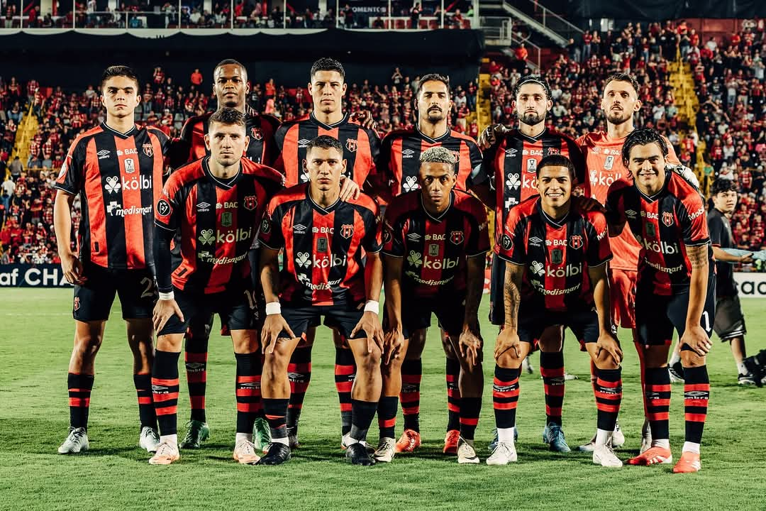 LA LIGA ALAJUELENSE SE QUEDÓ A LA ORILLA DE LA RONDA DE CUARTO DE FINAL TRAS SER ELIMINADOS POR PUMAS UNAM EN LA CONCACAF LIGA DE CAMPEONES