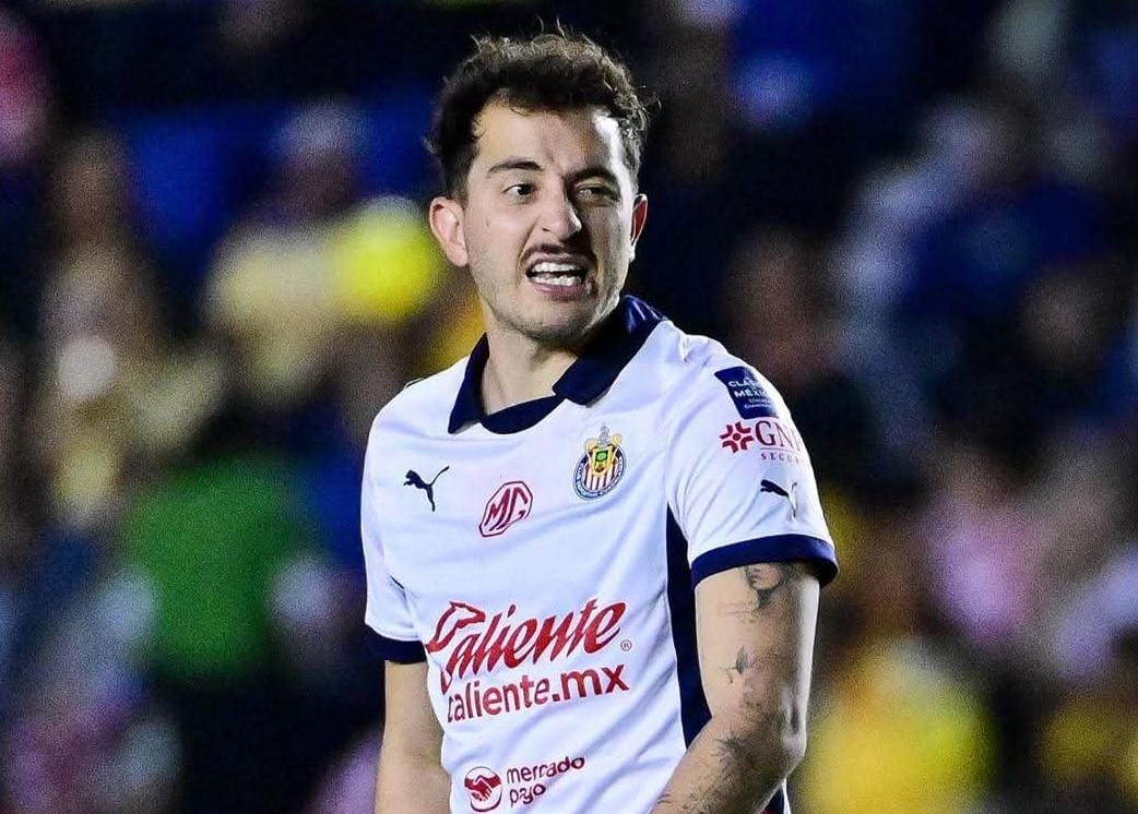 ALAN MOZO CONDICIONÓ A LAS CHIVAS CON SU EXPULSIÓN EN LA VUELTA DE OCTAVOS FRENTE AL CLUB AMÉRICA DE LA CONCACAF LIGA DE CAMPEONES