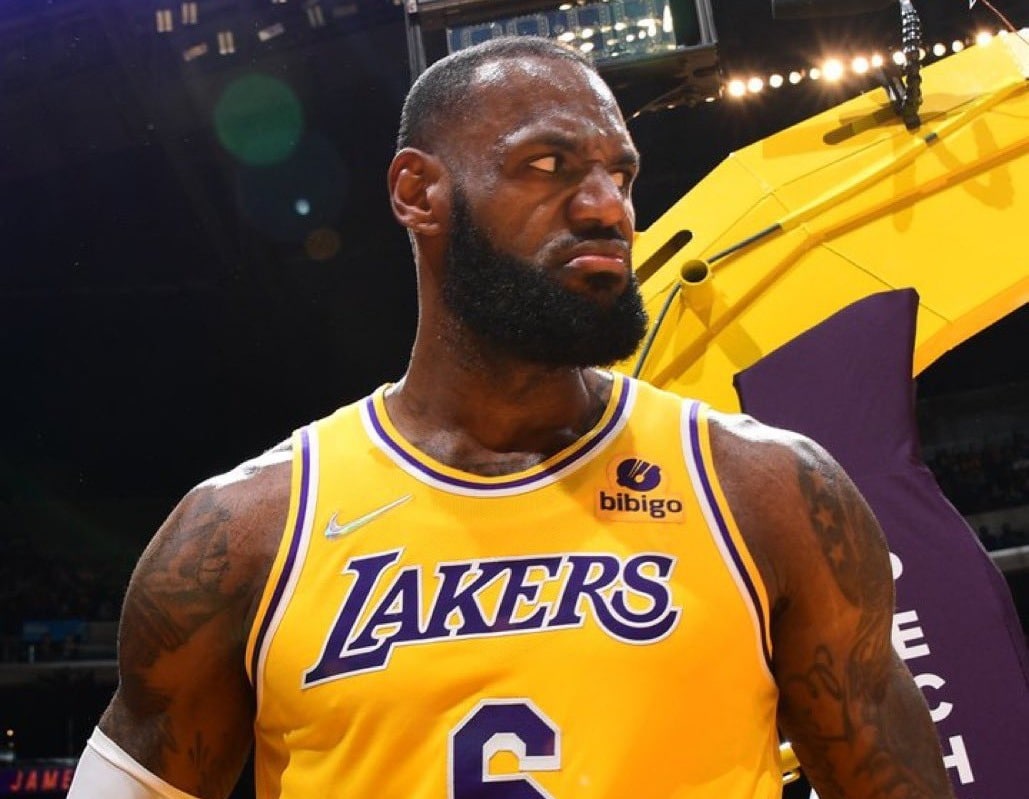 LeBron James es uno de los mejor pagados de los Lakers.