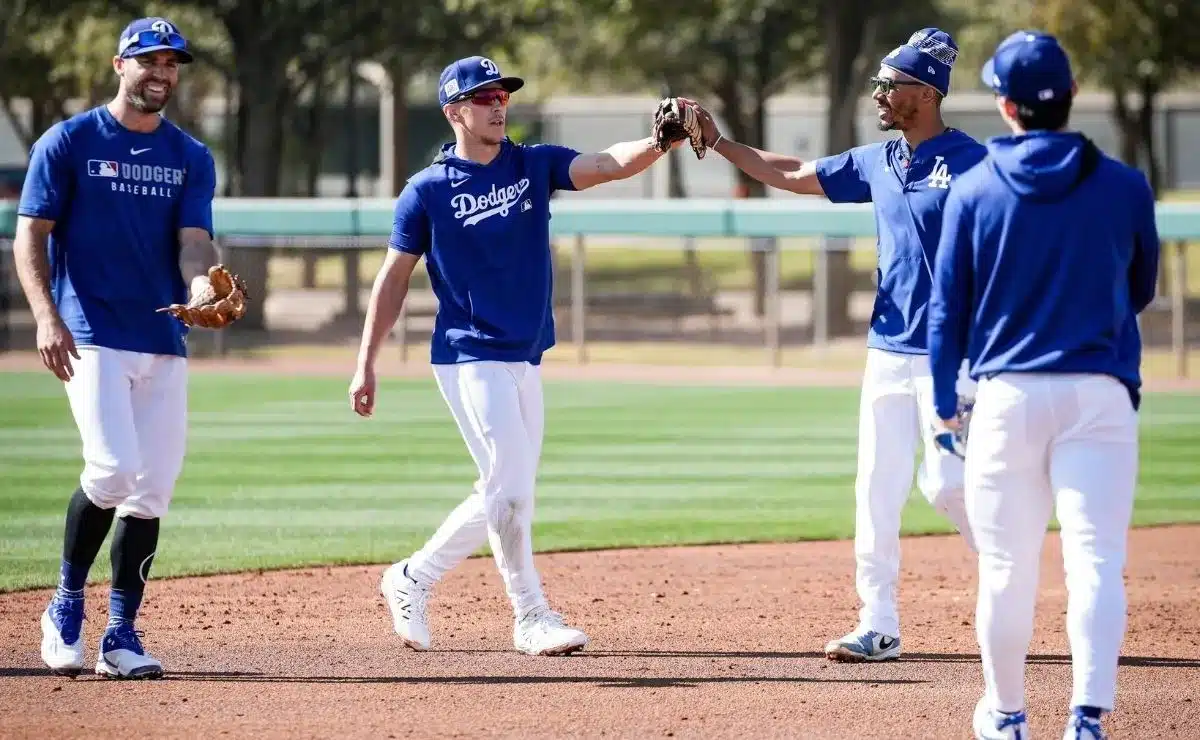 LOS DODGERS ENTRENAN FUERTE