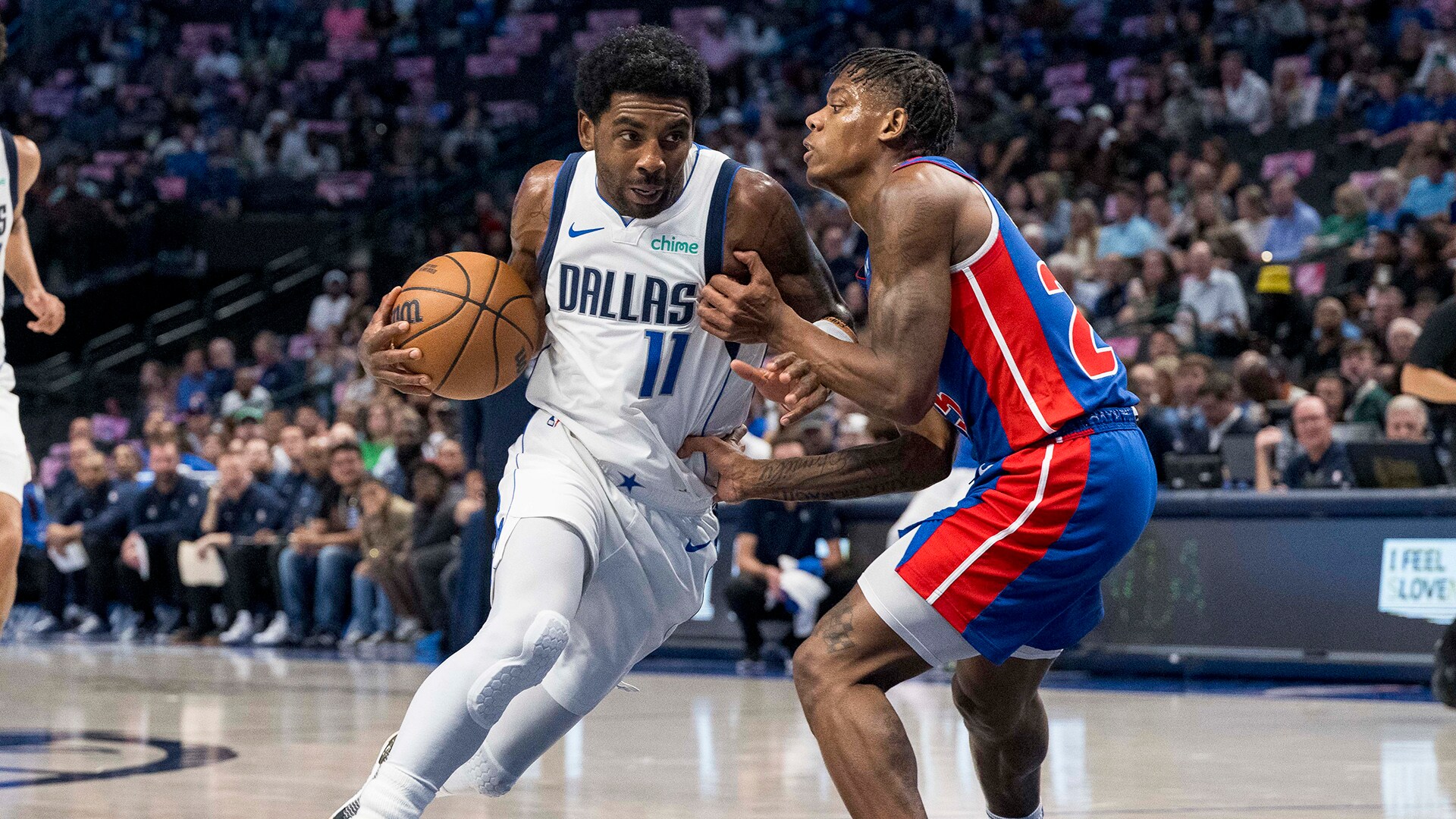 PISTONS SE MIDE A LOS MAVERICKS