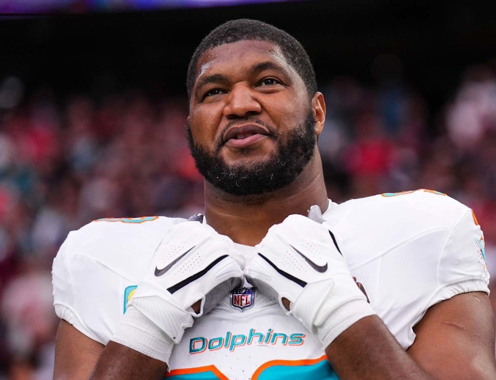Los Dolphins pierden a su hombre de acero y se debilita aún más su línea defensiva.