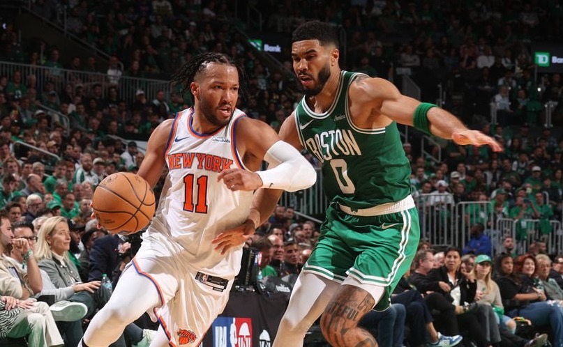 Los Knicks buscan eliminar a los Celtics el día de hoy.